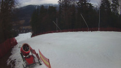 Prostřední část sjezdovky a snowpark