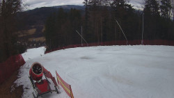 Prostřední část sjezdovky a snowpark