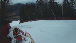 Prostřední část sjezdovky a snowpark
