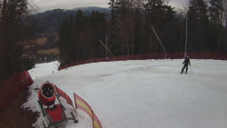 Prostřední část sjezdovky a snowpark
