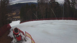 Prostřední část sjezdovky a snowpark