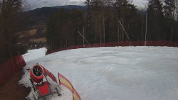 Prostřední část sjezdovky a snowpark