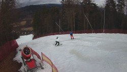 Prostřední část sjezdovky a snowpark