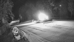 Prostřední část sjezdovky a snowpark