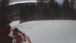 Prostřední část sjezdovky a snowpark