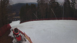 Prostřední část sjezdovky a snowpark