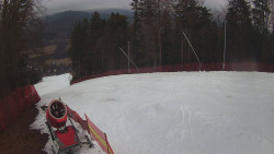 Prostřední část sjezdovky a snowpark