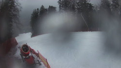 Prostřední část sjezdovky a snowpark