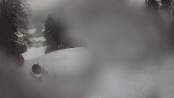 Prostřední část sjezdovky a snowpark