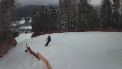 Prostřední část sjezdovky a snowpark