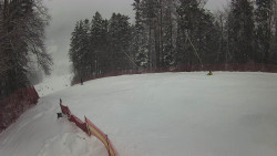 Prostřední část sjezdovky a snowpark