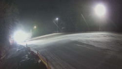 Prostřední část sjezdovky a snowpark