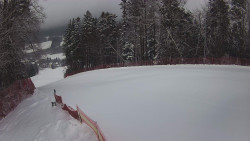 Prostřední část sjezdovky a snowpark