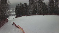 Prostřední část sjezdovky a snowpark