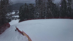 Prostřední část sjezdovky a snowpark