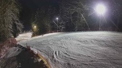 Prostřední část sjezdovky a snowpark