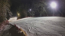 Prostřední část sjezdovky a snowpark