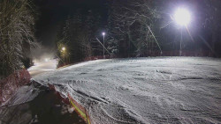 Prostřední část sjezdovky a snowpark