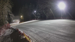 Prostřední část sjezdovky a snowpark