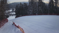 Prostřední část sjezdovky a snowpark