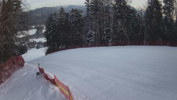 Prostřední část sjezdovky a snowpark