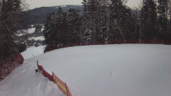 Prostřední část sjezdovky a snowpark