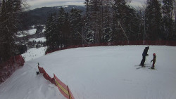 Prostřední část sjezdovky a snowpark