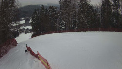 Prostřední část sjezdovky a snowpark