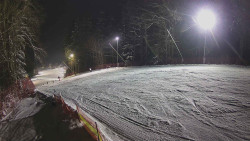 Prostřední část sjezdovky a snowpark