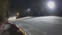 Prostřední část sjezdovky a snowpark