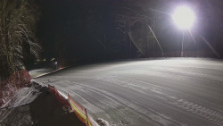 Prostřední část sjezdovky a snowpark