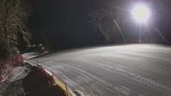 Prostřední část sjezdovky a snowpark