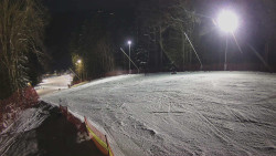 Prostřední část sjezdovky a snowpark