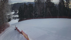 Prostřední část sjezdovky a snowpark