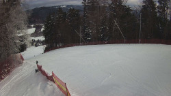 Prostřední část sjezdovky a snowpark