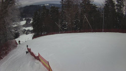 Prostřední část sjezdovky a snowpark