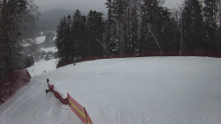 Prostřední část sjezdovky a snowpark