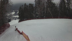 Prostřední část sjezdovky a snowpark