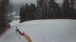 Prostřední část sjezdovky a snowpark