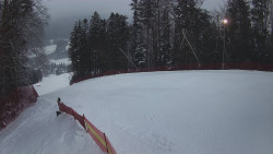 Prostřední část sjezdovky a snowpark