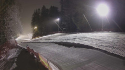 Prostřední část sjezdovky a snowpark