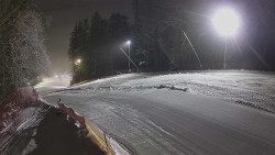 Prostřední část sjezdovky a snowpark