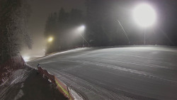 Prostřední část sjezdovky a snowpark
