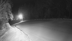 Prostřední část sjezdovky a snowpark