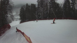 Prostřední část sjezdovky a snowpark