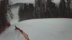 Prostřední část sjezdovky a snowpark