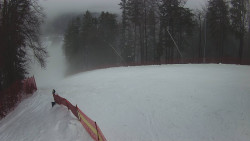 Prostřední část sjezdovky a snowpark