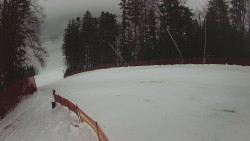 Prostřední část sjezdovky a snowpark