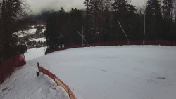 Prostřední část sjezdovky a snowpark