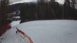 Prostřední část sjezdovky a snowpark